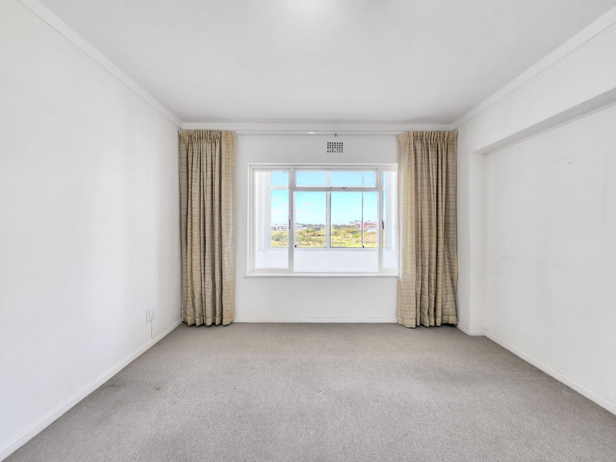 1 Bedroom Property for Sale in Mouille Point Western Cape